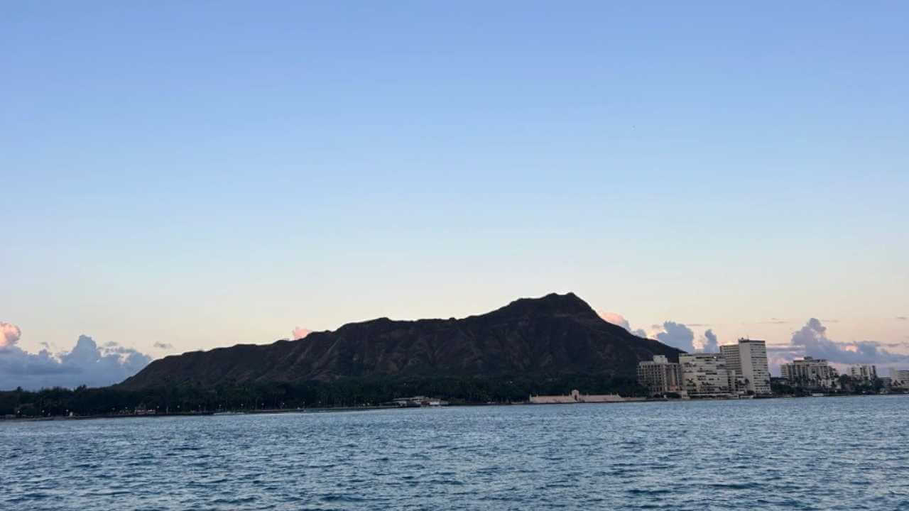 diamond head from honolulu, hawaii