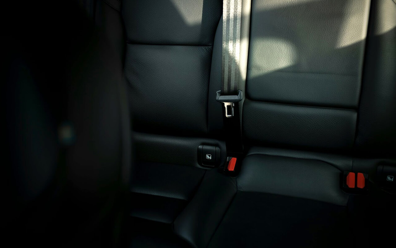 Unbuckled seatbelt 