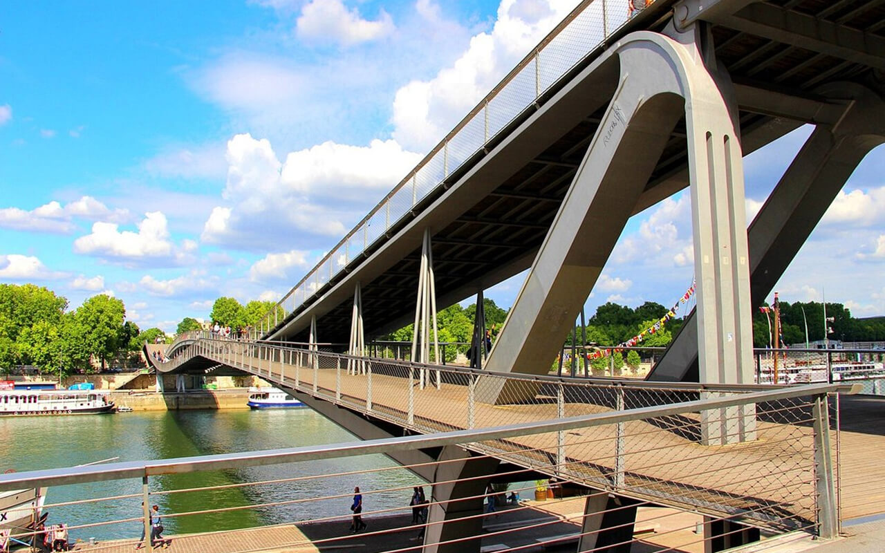 Passerelle Simone-de-Beauvoir