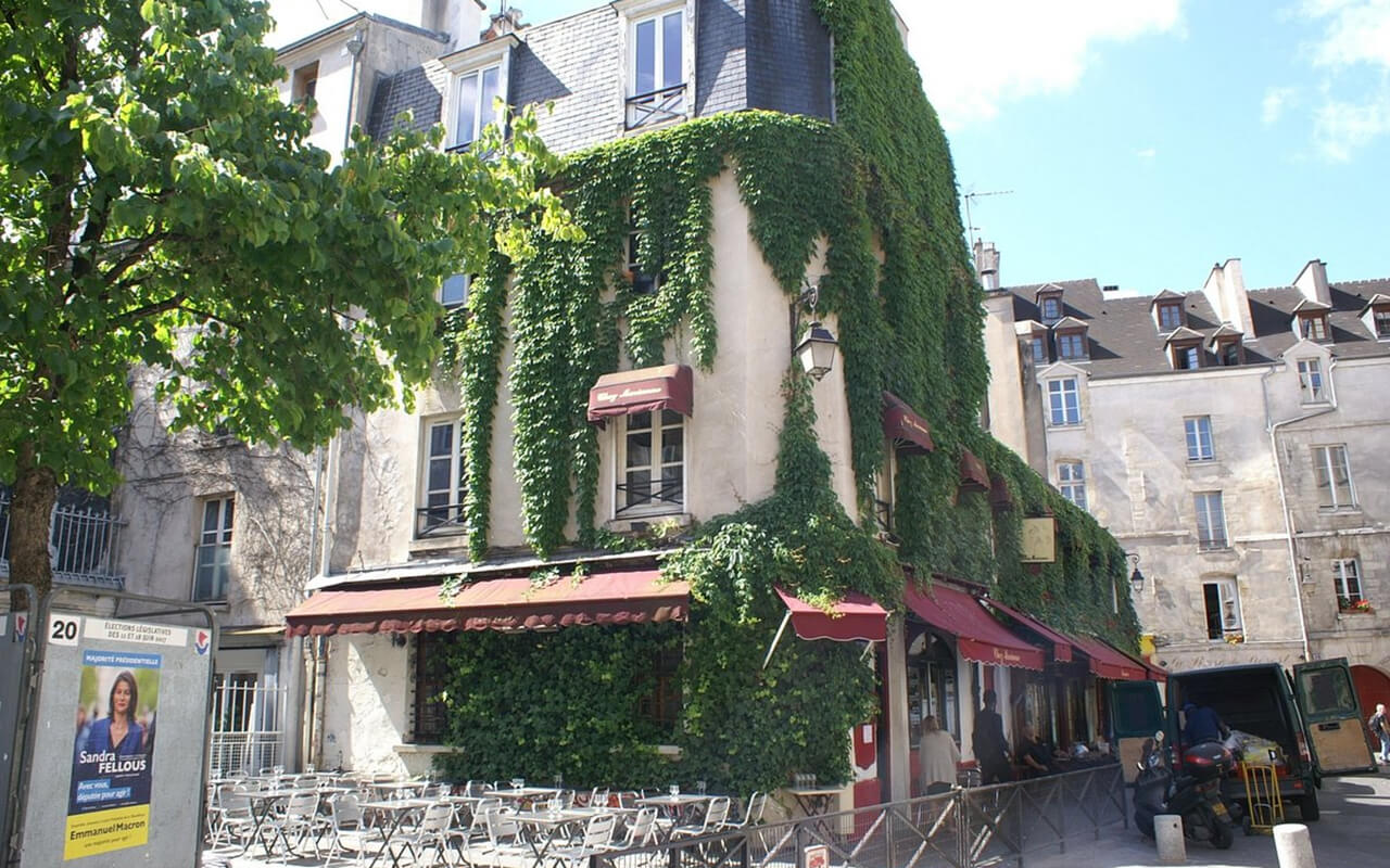 Rue des Rosiers