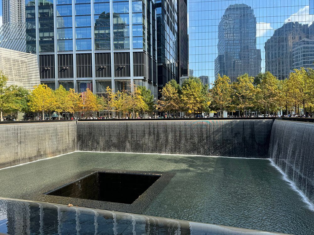 9/11 memorial and museum