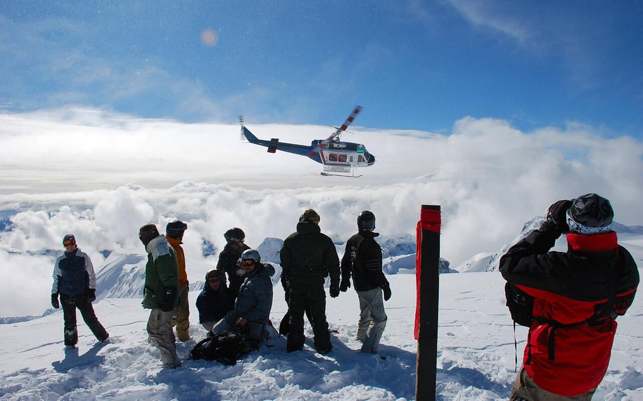 Heli-Skiing in the Canadian Rockies – Canada