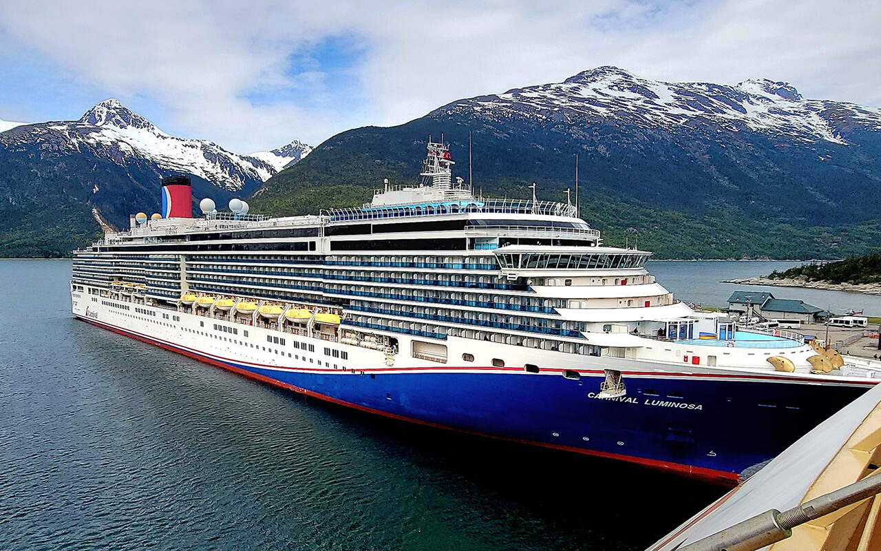 Carnival Luminosa in Skagway, Alaska