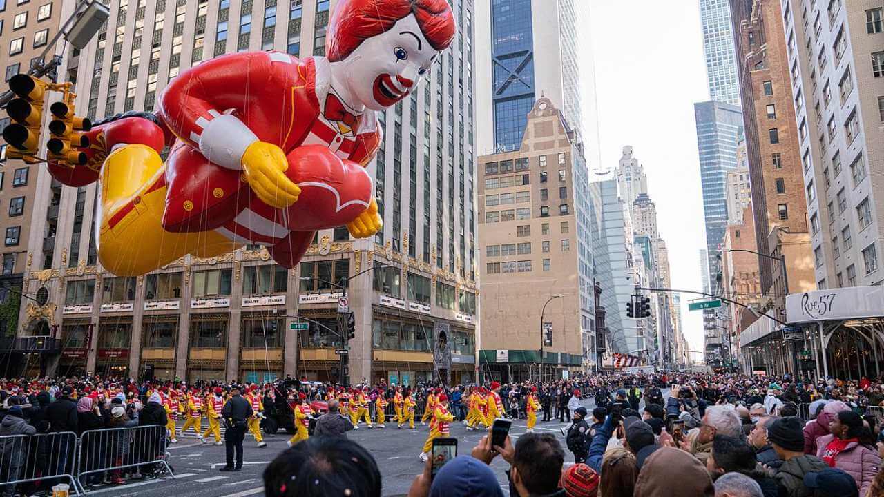 macy's thanksgiving day parade in new york city