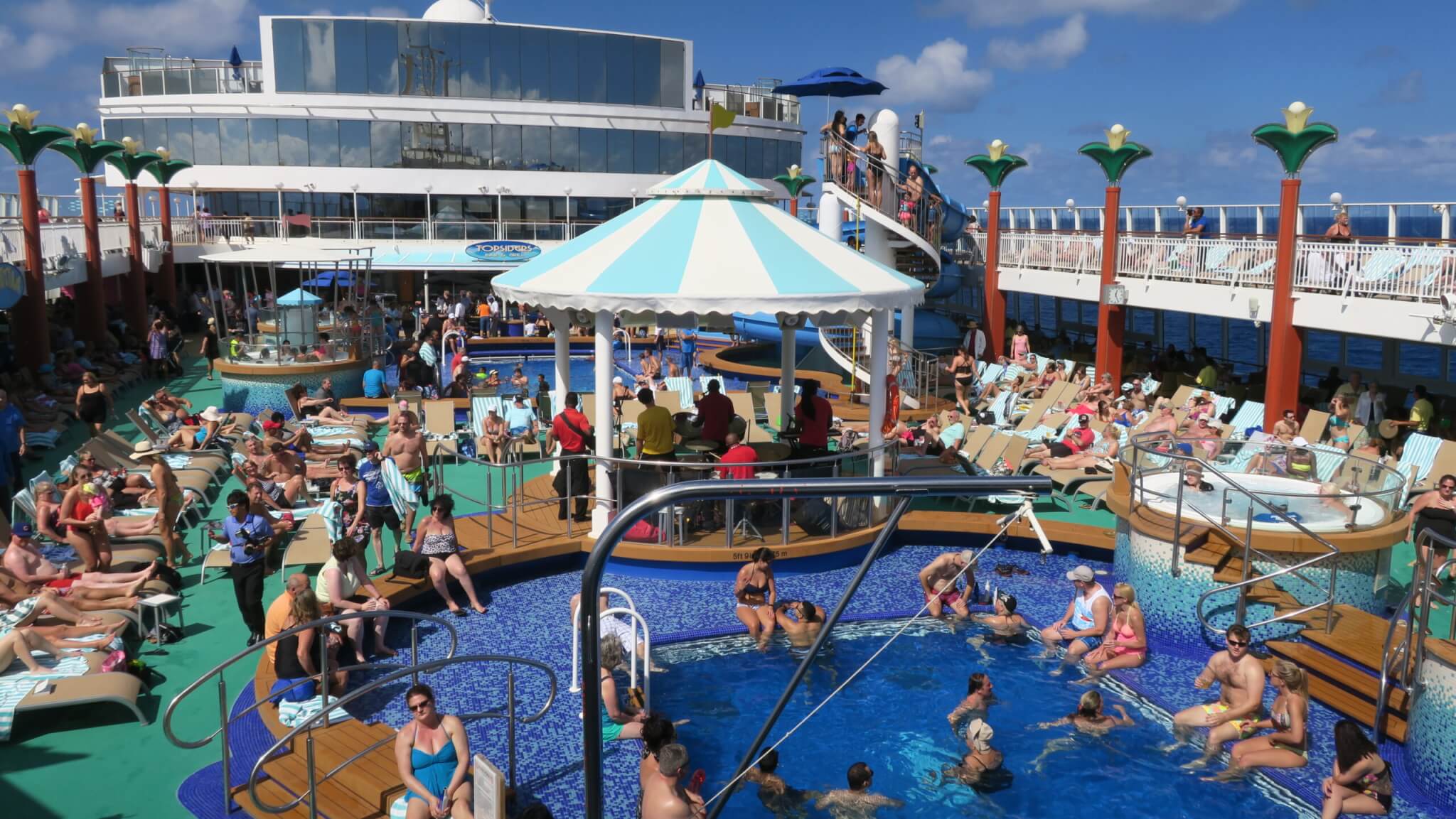 pool deck on the norwegian gem