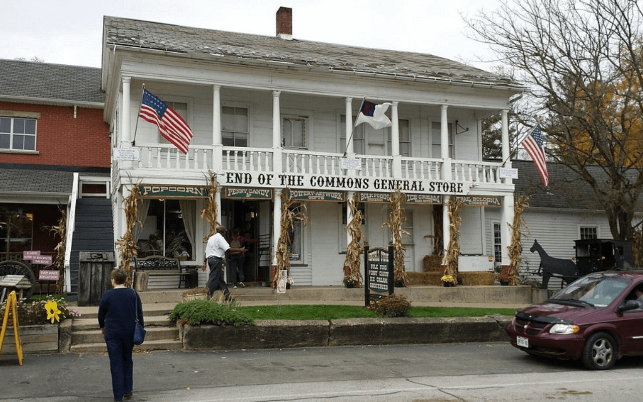 End of the Commons General Store, Mesopotamia, OH