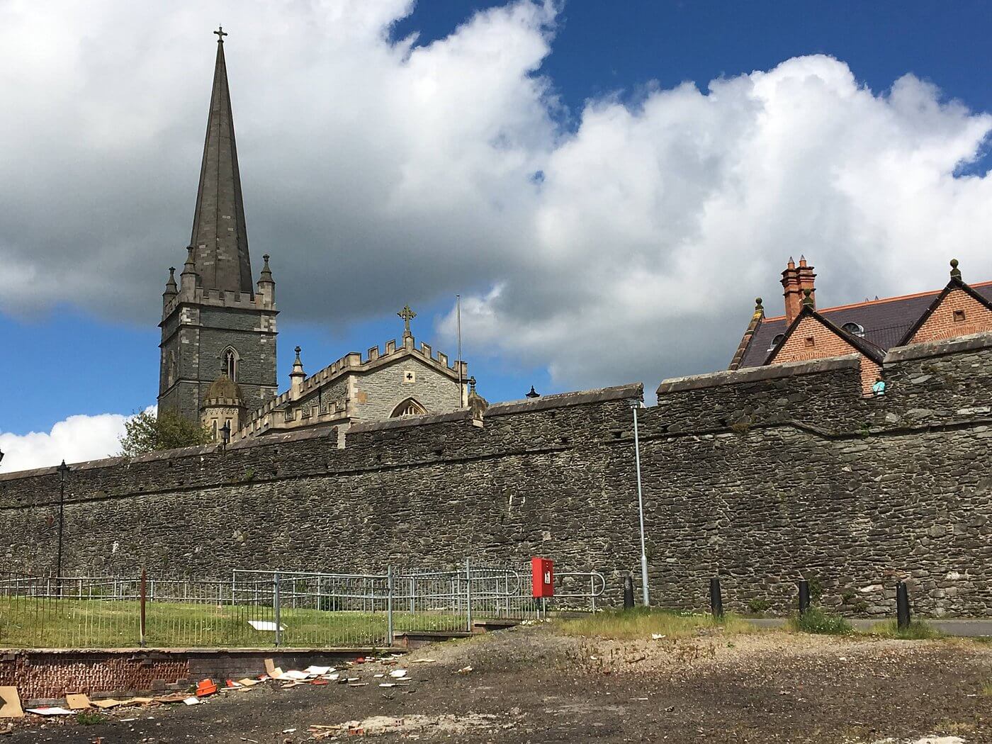 derry city walls