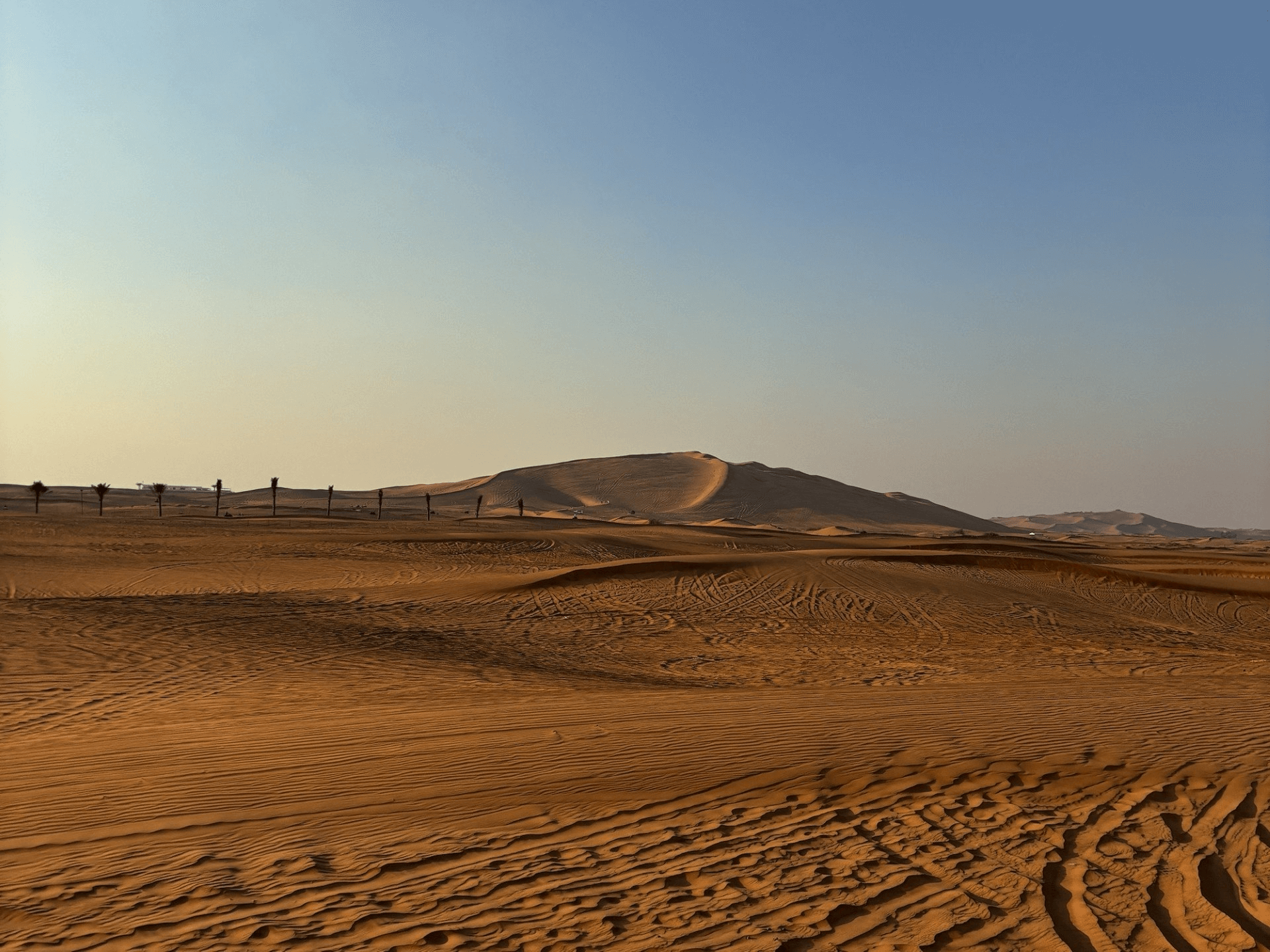 sand dessert in Dubai