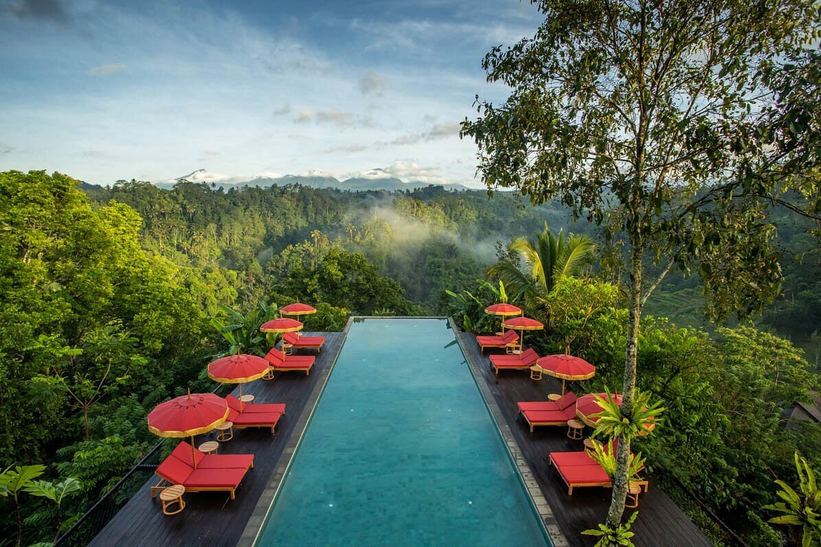 buahan, a banyan tree escape