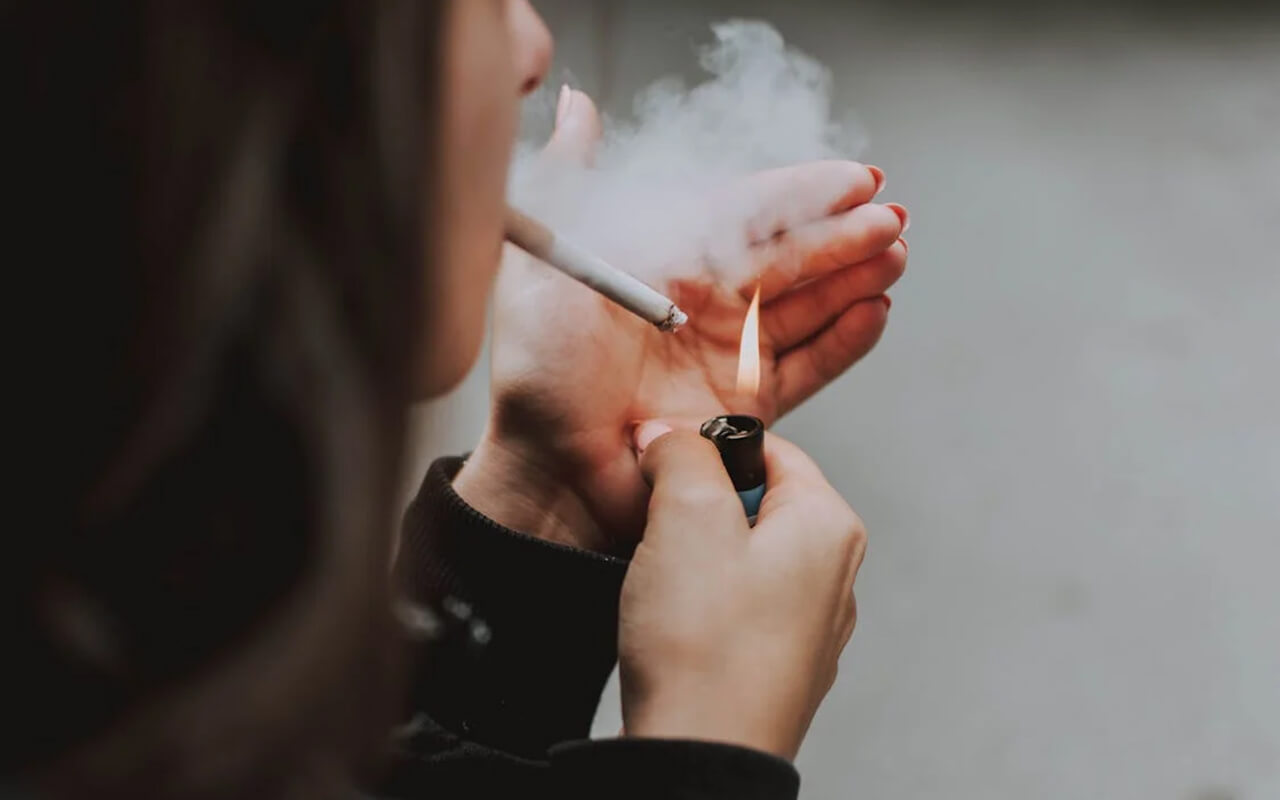Woman smoking a cigarette 