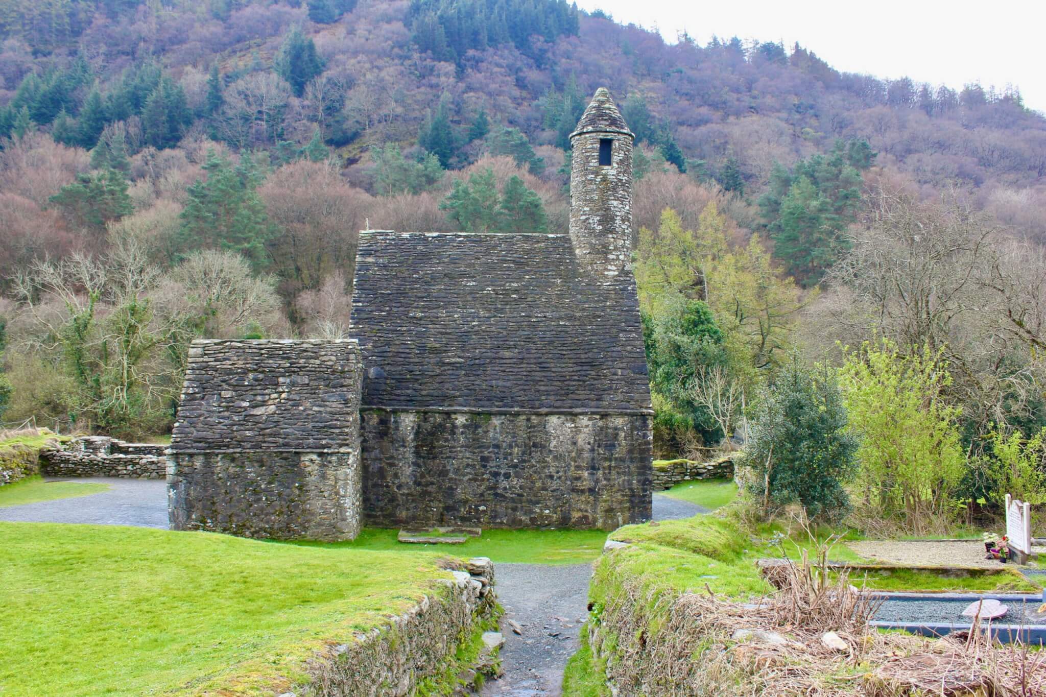 glendalough monastery