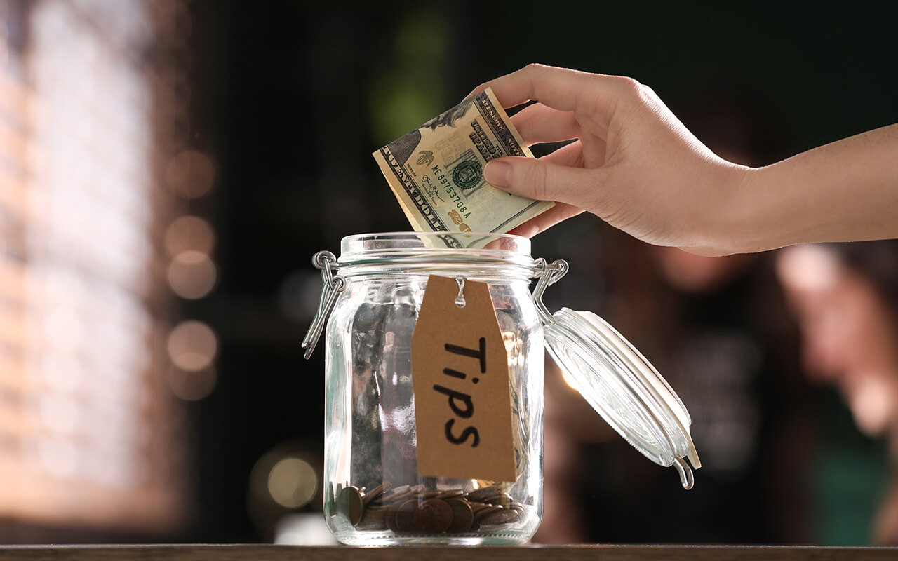 Tip jar