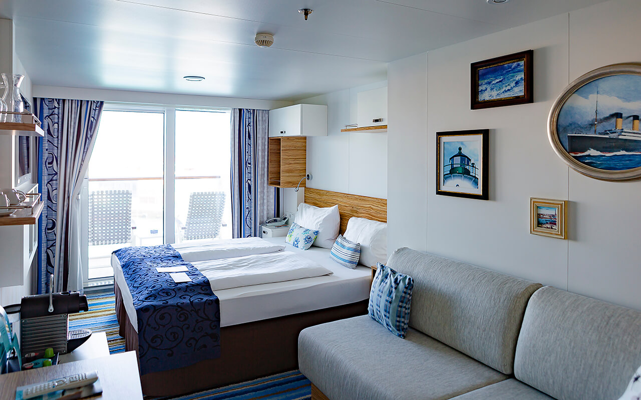 Cruise ship cabin