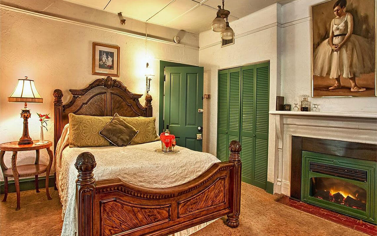 St. Francis Inn Bed and Breakfast