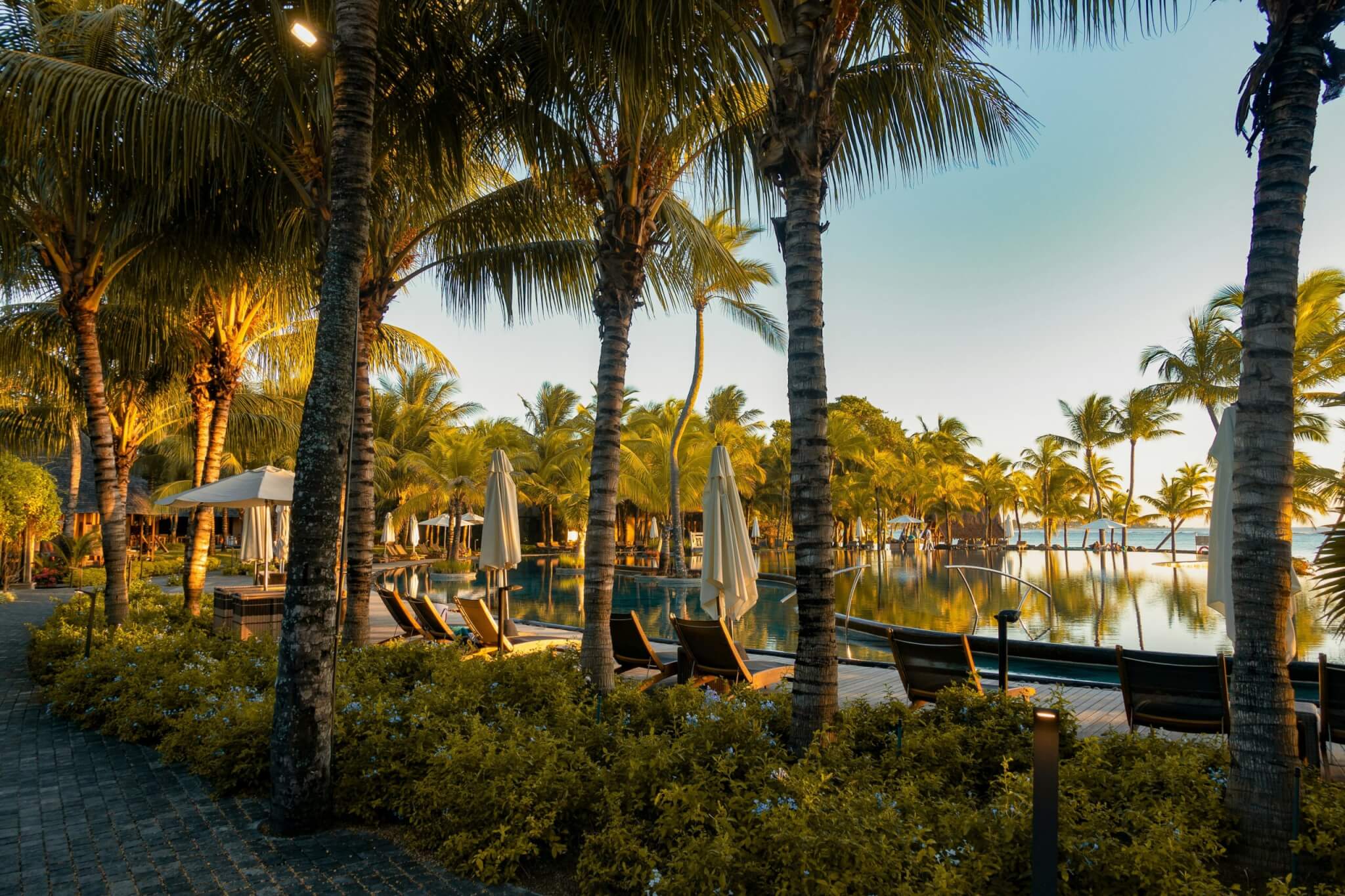 resort pool