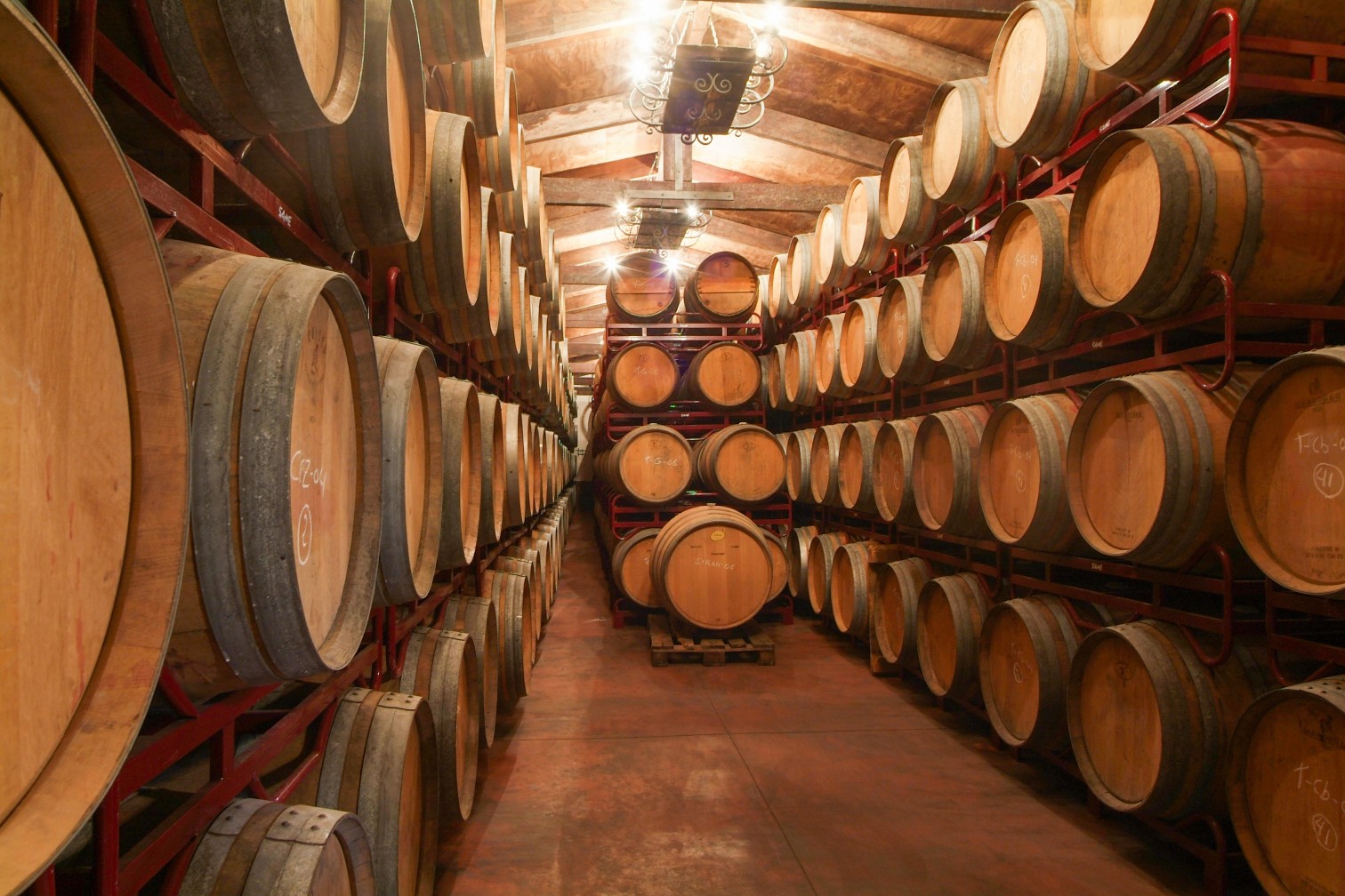 Bodega Vinos Jeromín, integrada en la D.O Vinos de Madrid. Ubicada en Villarejo de Salvanés, Madrid, España.
