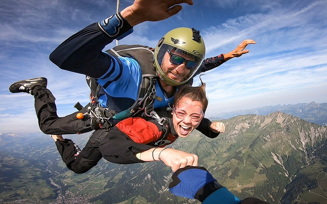 Skydiving in Switzerland