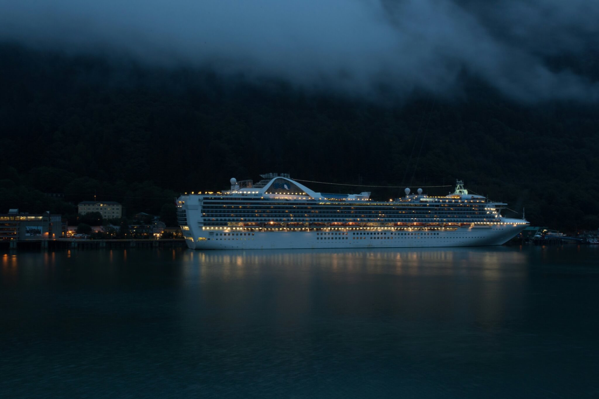cruise ship in juneau