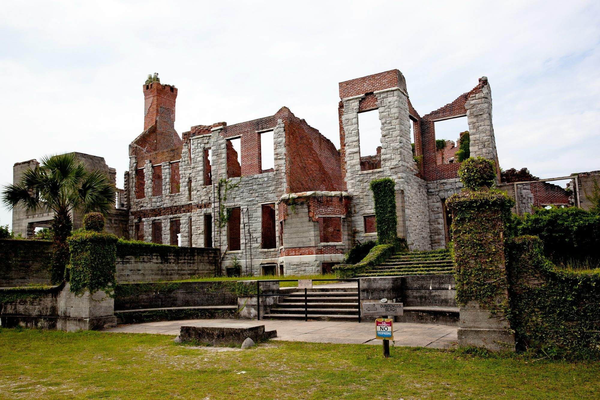 Ruins of an old Southern estate.