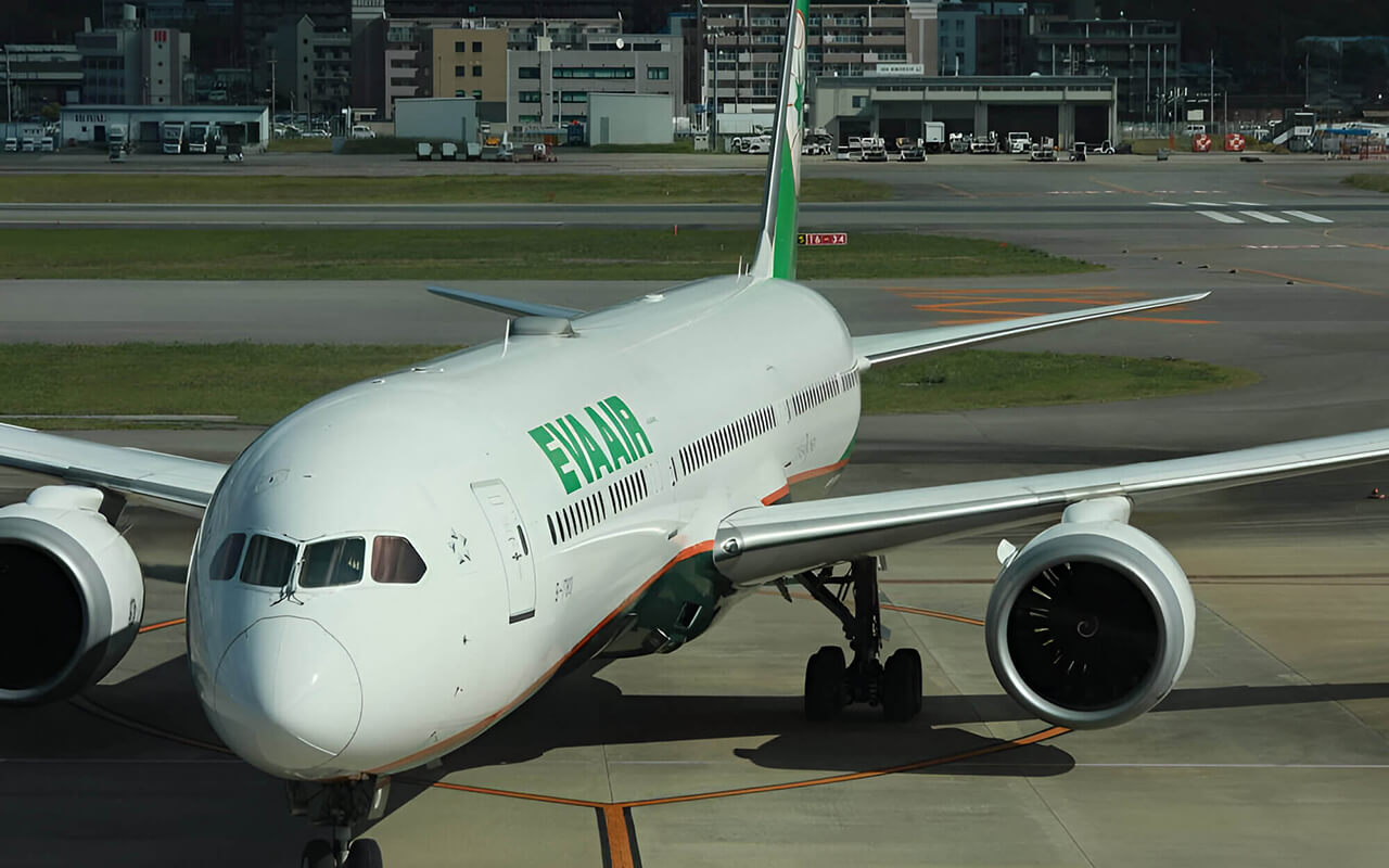 EVA Air plane