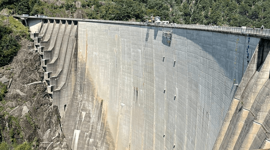 Verzasca Dam Zip Line