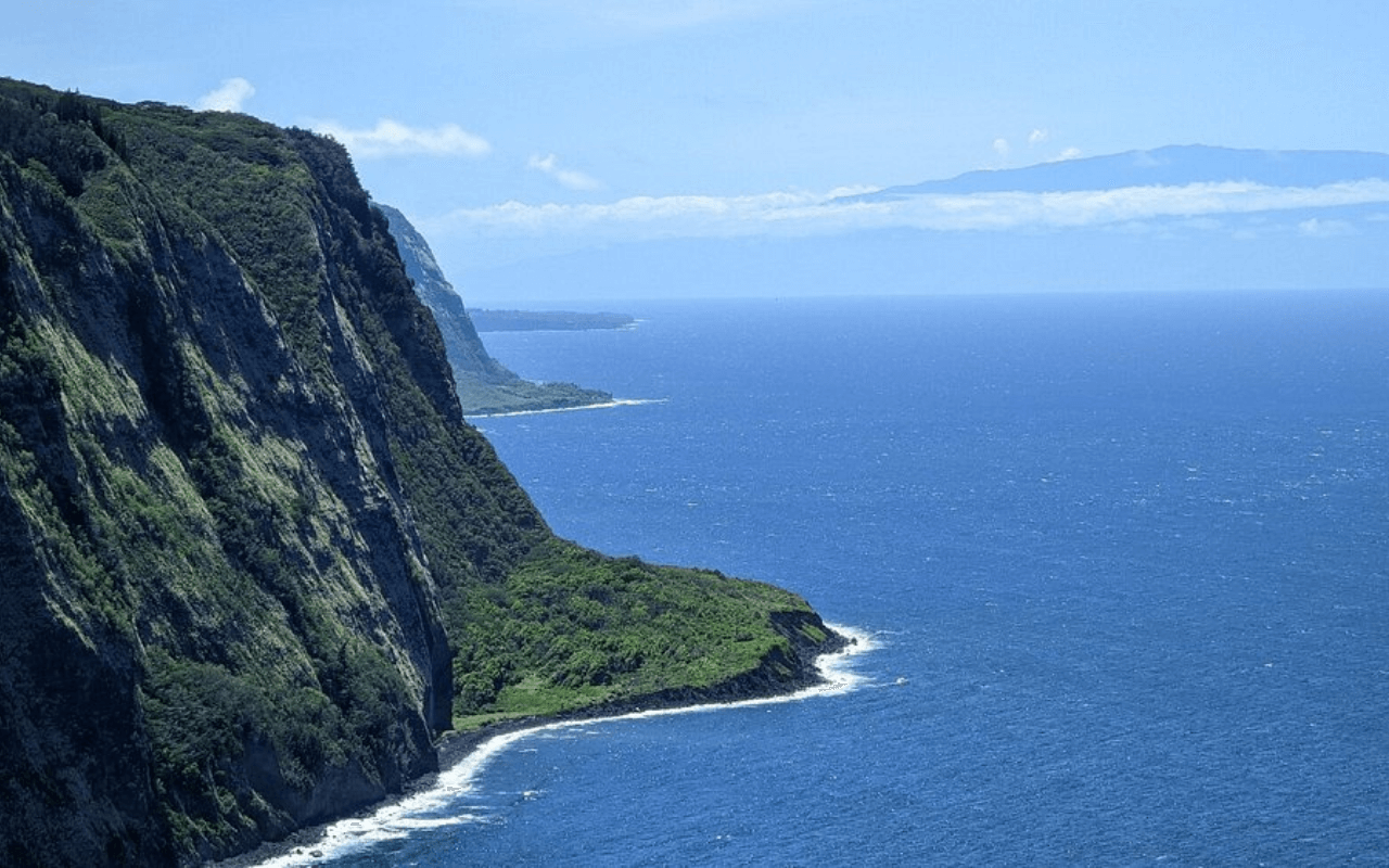 Waipio Valley Overlook