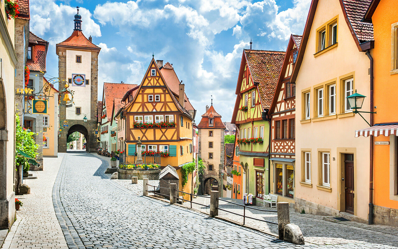 Medieval town of Rothenburg ob der Tauber, Bavaria, Germany