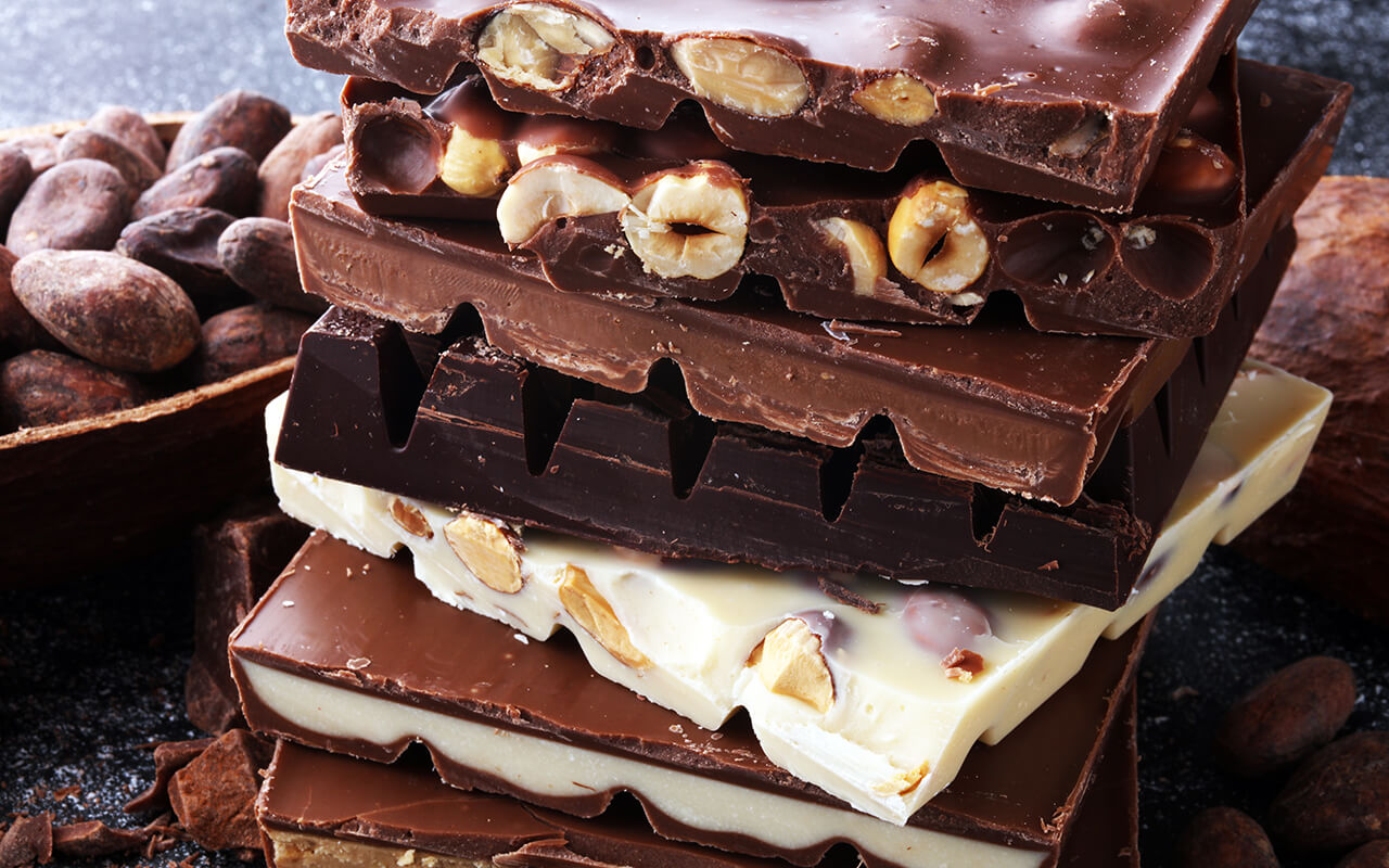 Chocolate bars with fillings