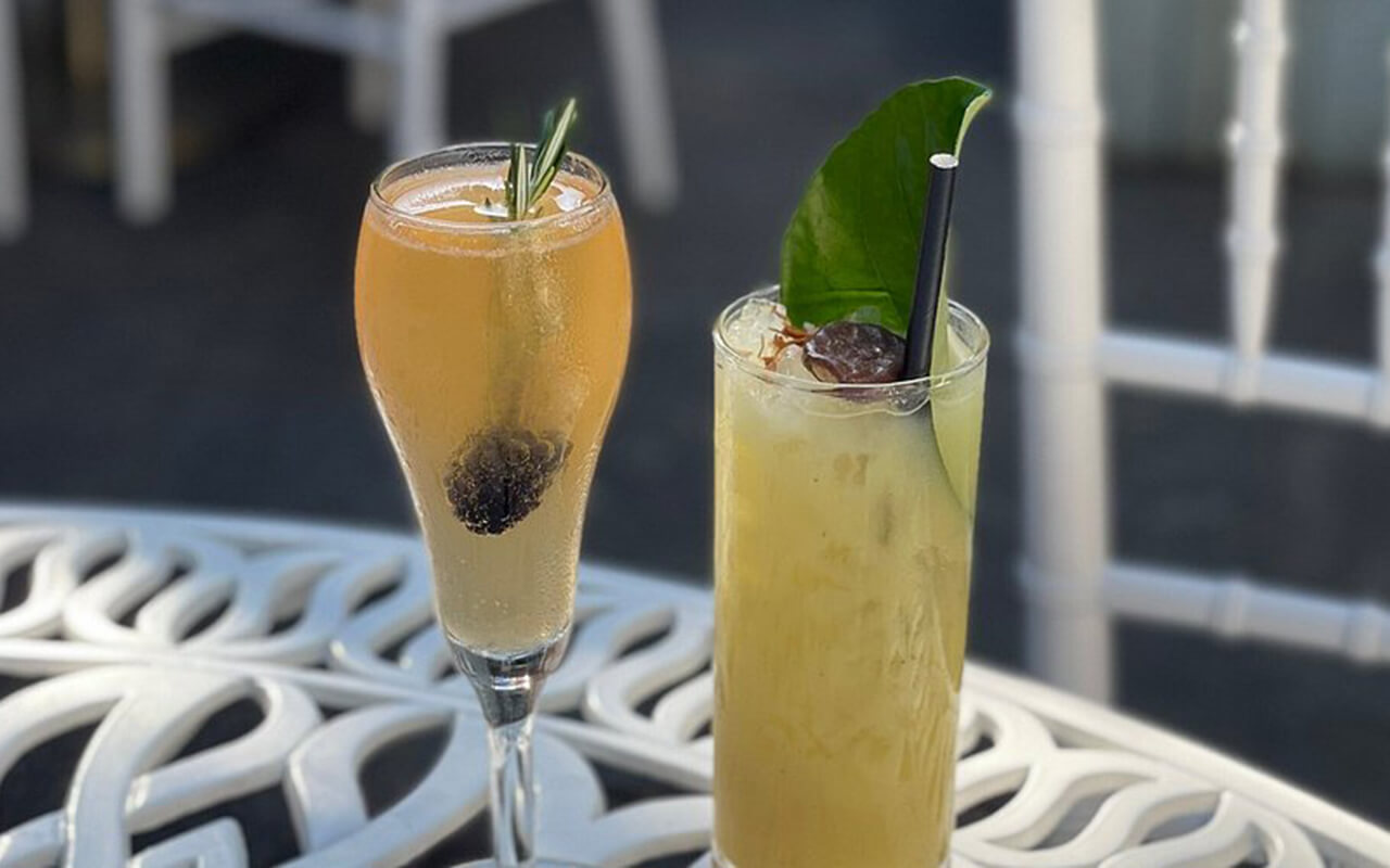 The French 75 drink