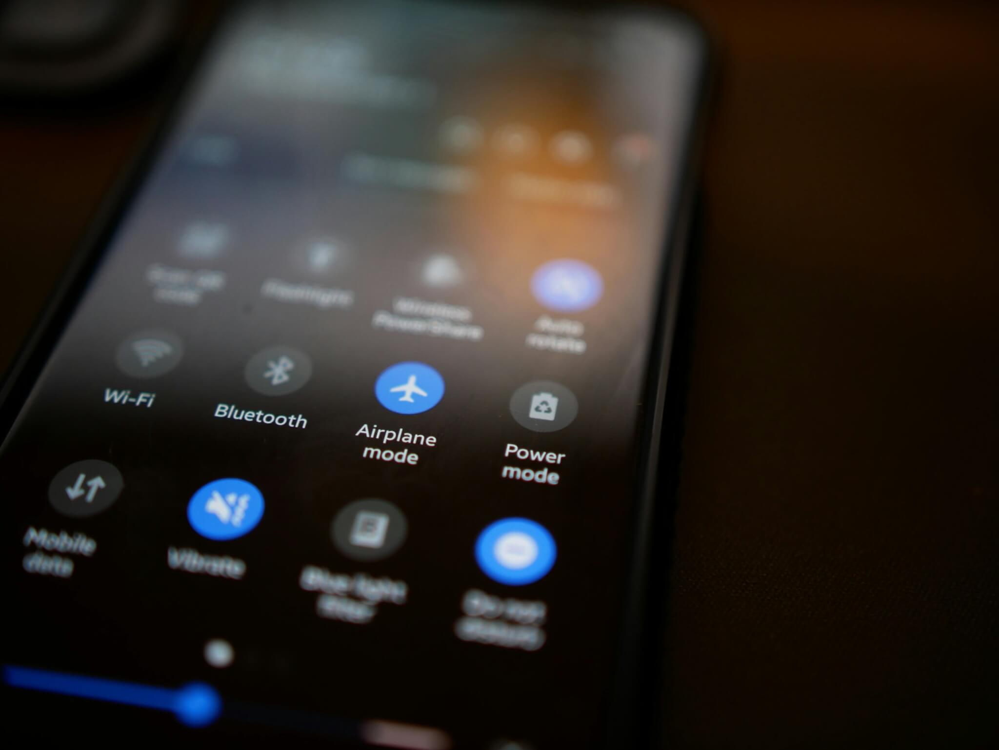 airplane mode activated in smart phone settings