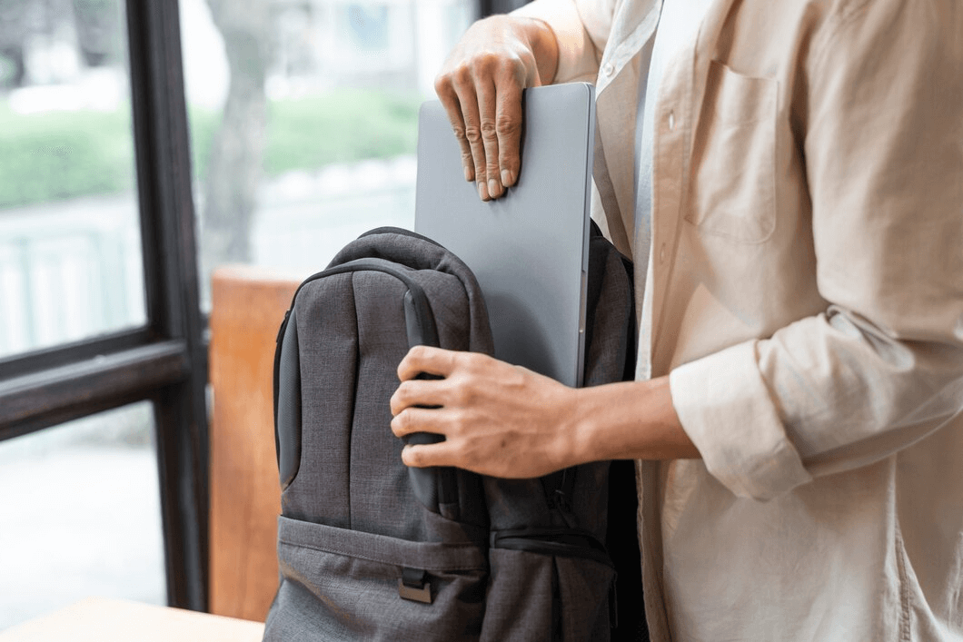 Packing a laptop in a backpack