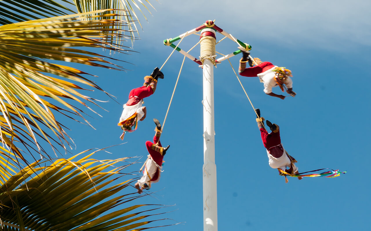 Teotihuacan Voladores