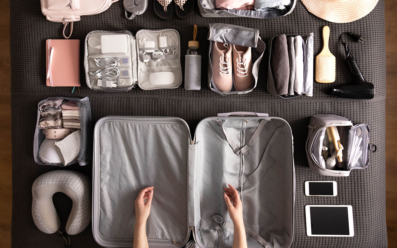Organized packing a suitcase