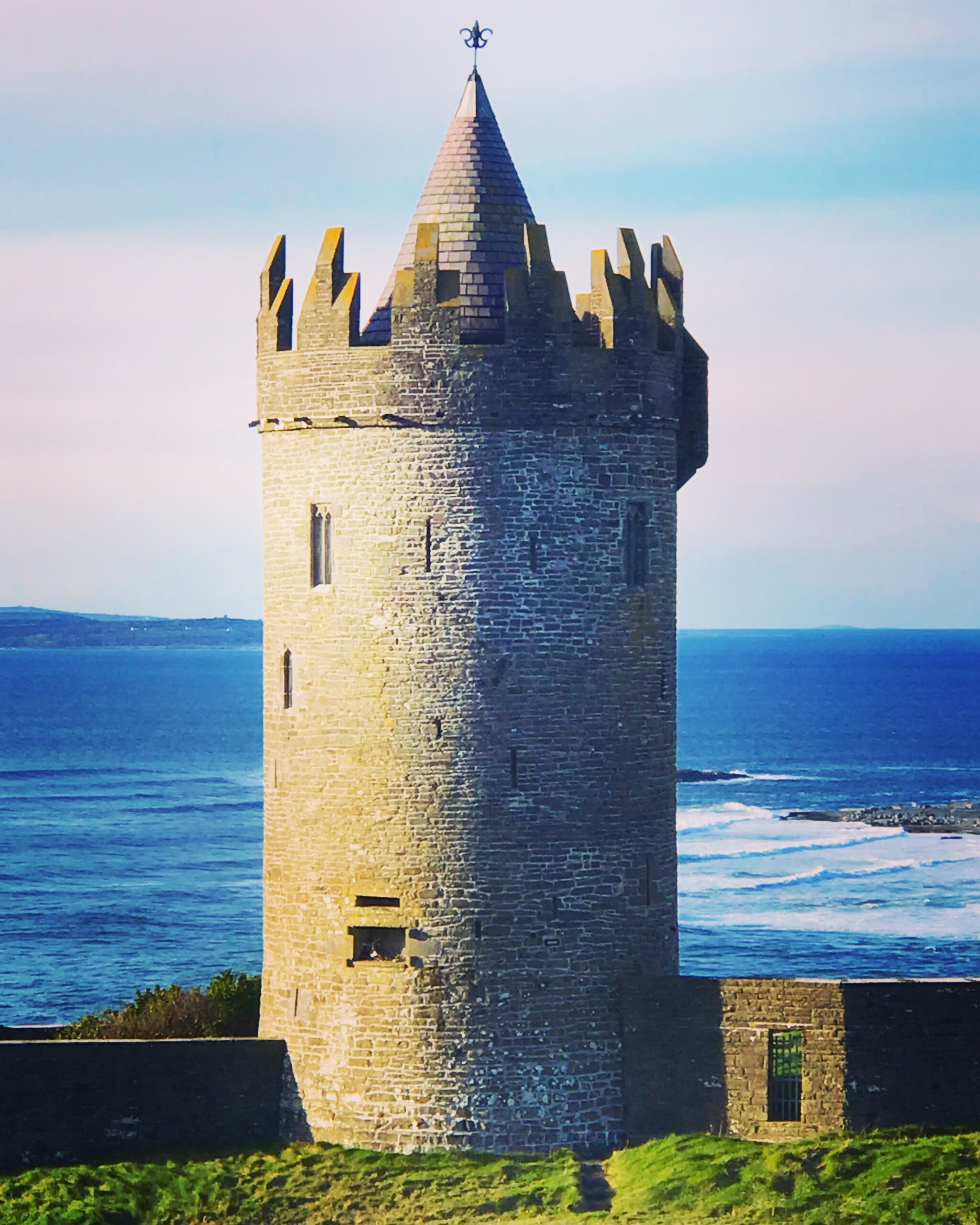 doonagore castle