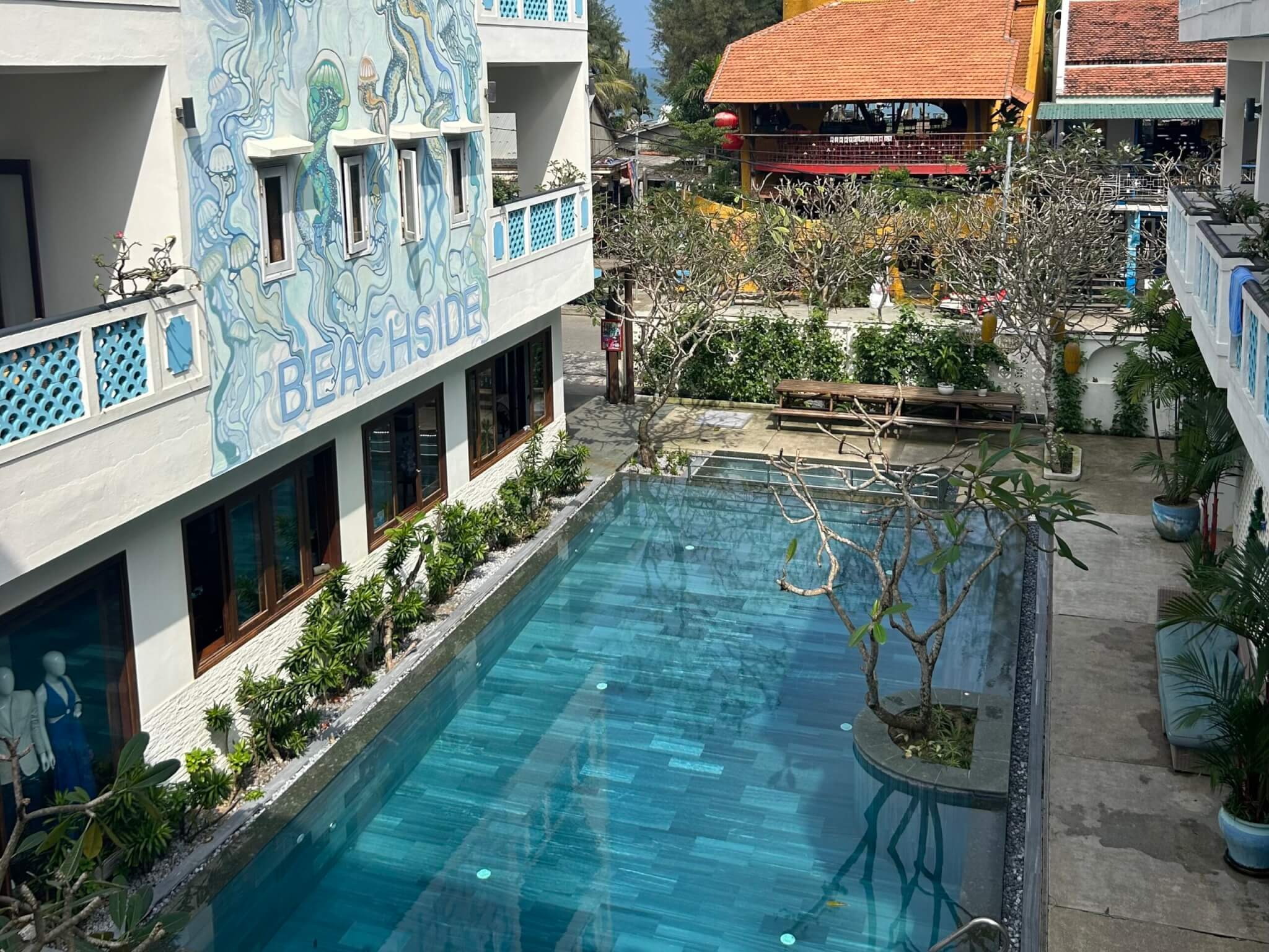FUSE beachside Hoi a Pool