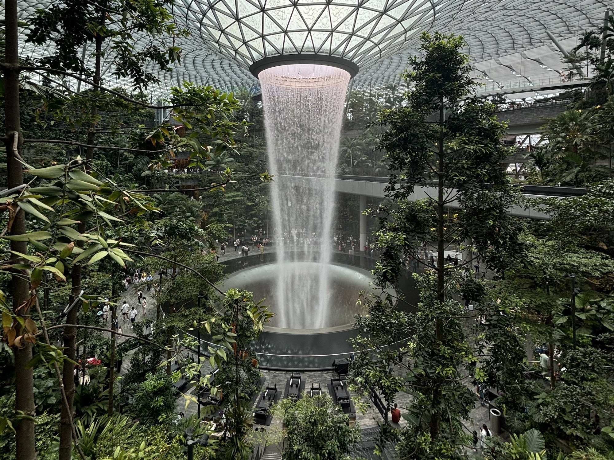 Rain vortex at The Jewel