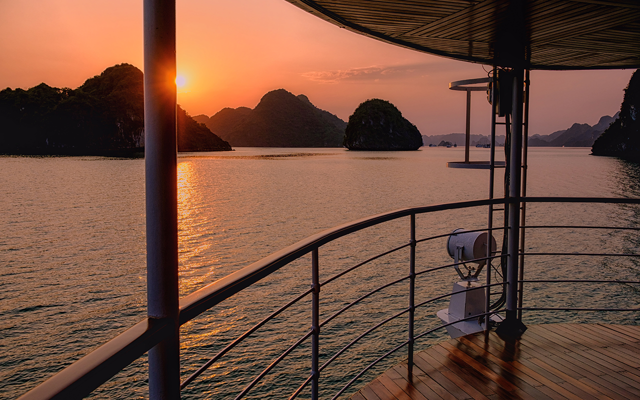 Sunrise over Halong Bay, Vietnam