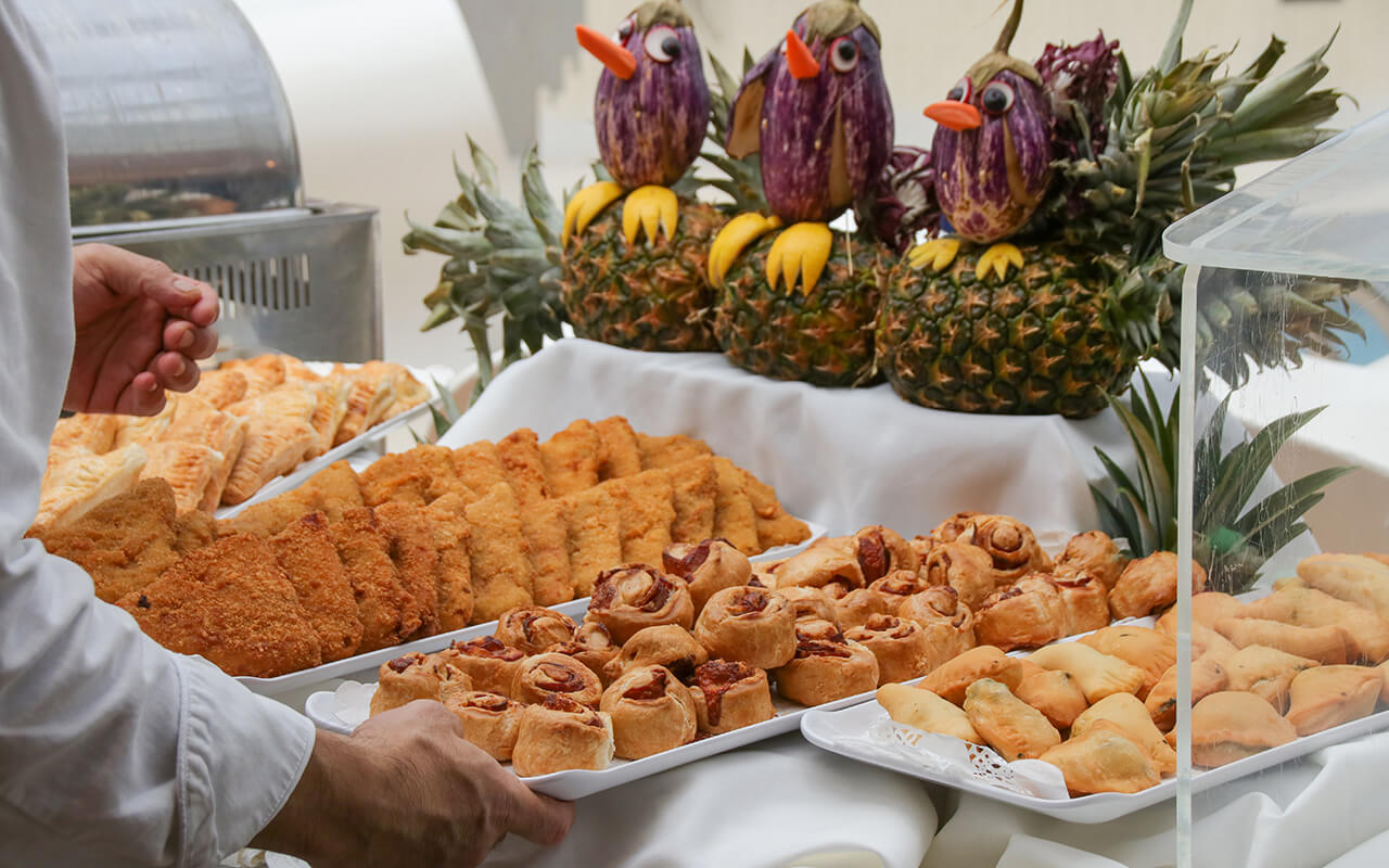 Buffet food with many pastries 