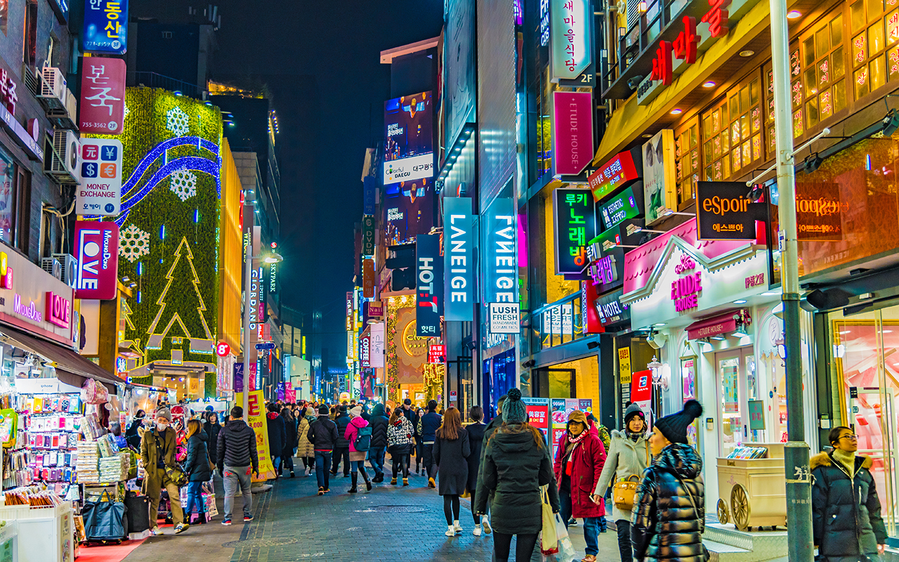 Neon lights in the night of the city of Seoul in South Korea