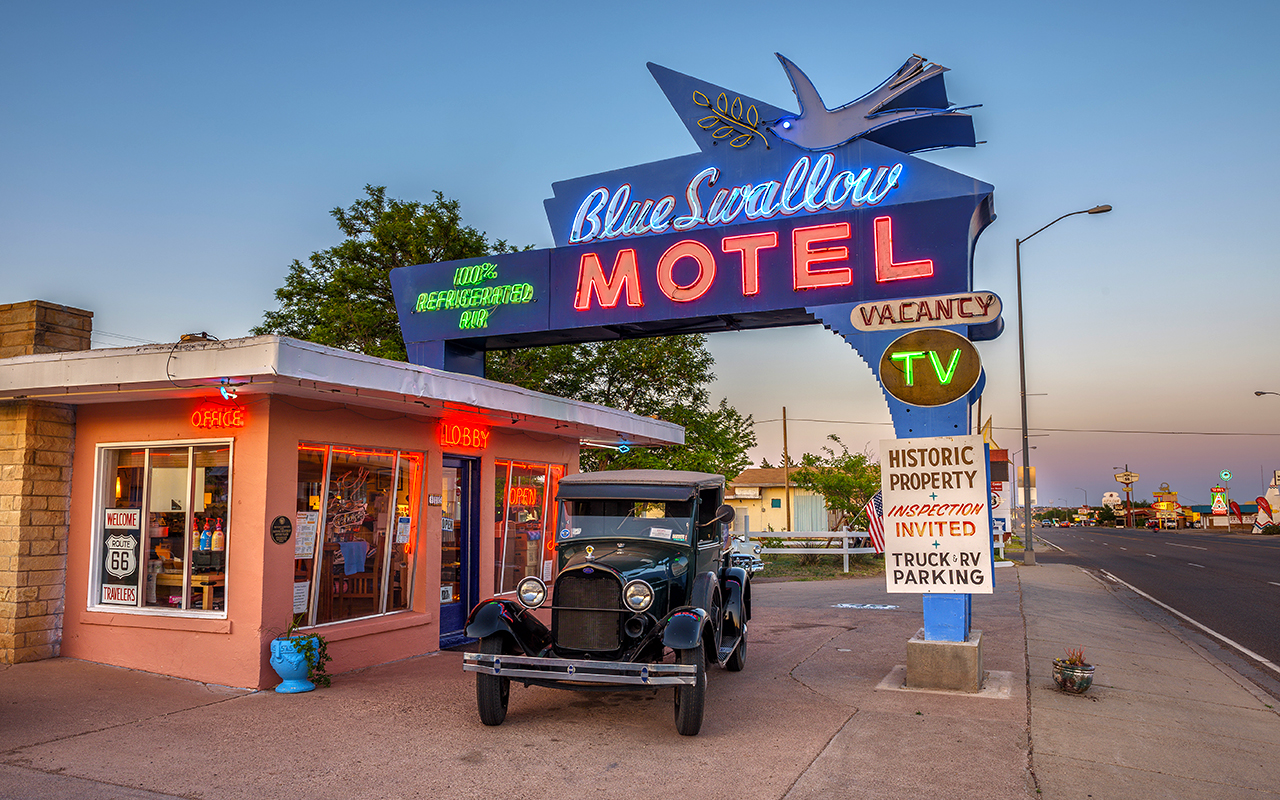 Blue Swallow vintage motel