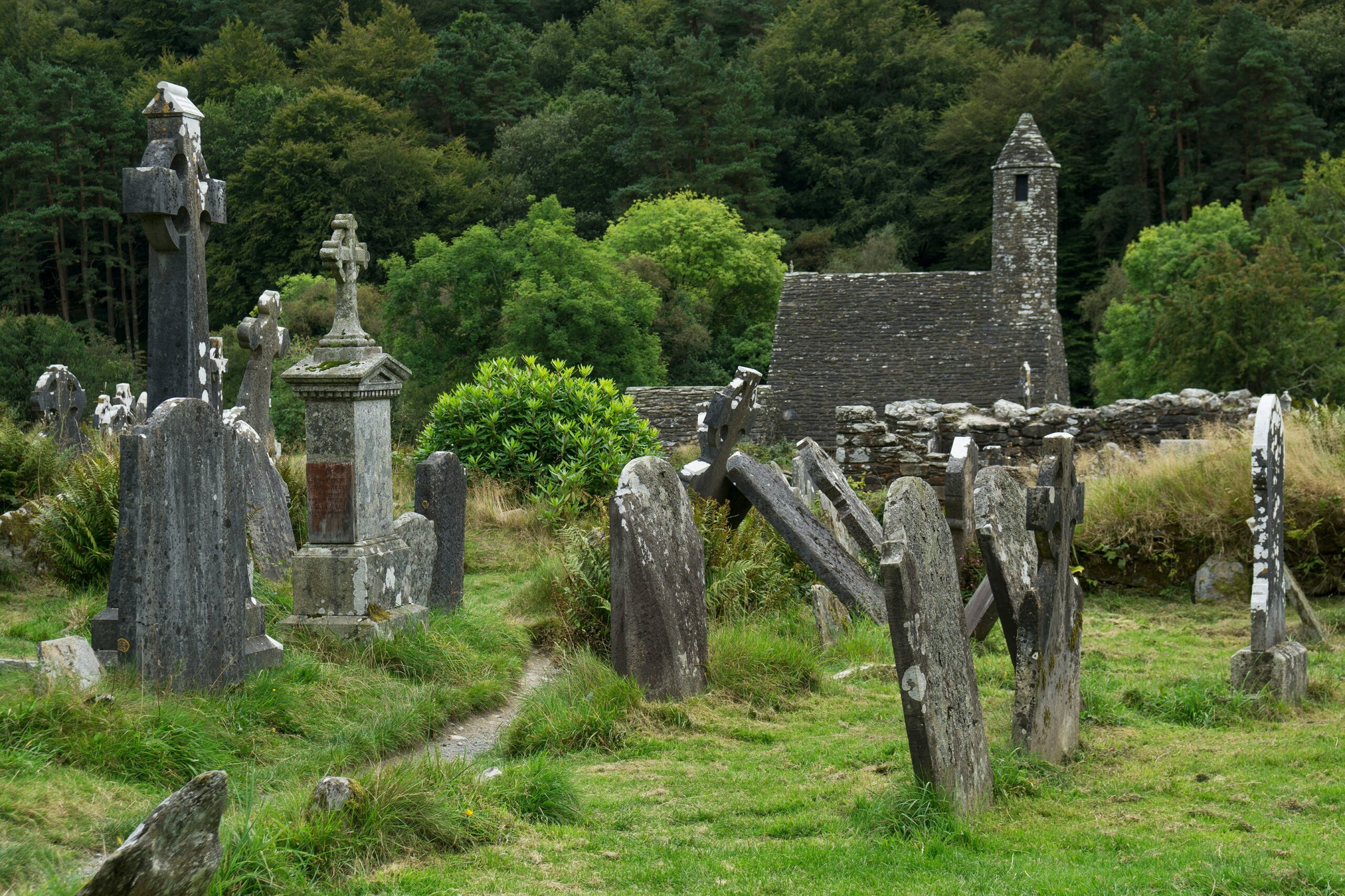 glendalough monastery