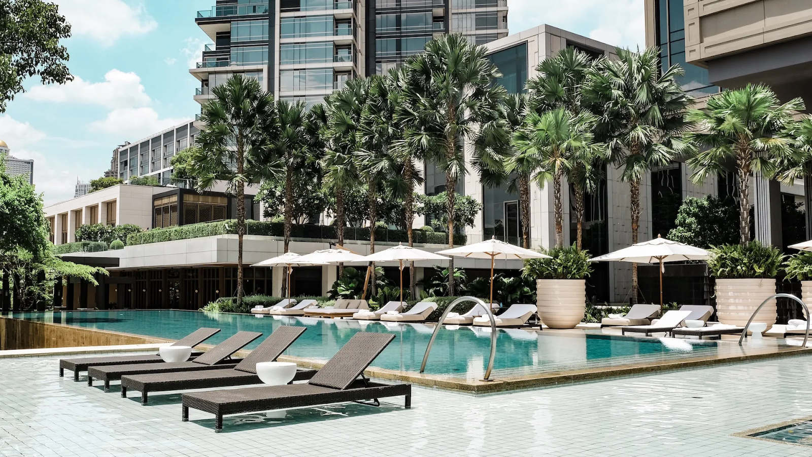 Four Seasons Bangkok at Chao Phraya River 