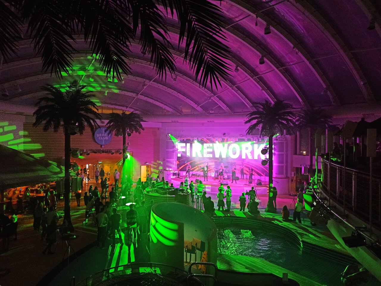 AIDAnova Beach Club at Night
