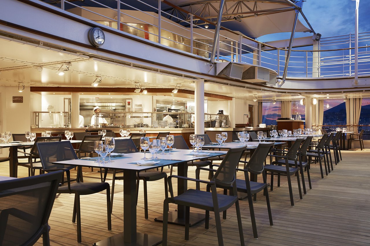 Silver Moon Dining
