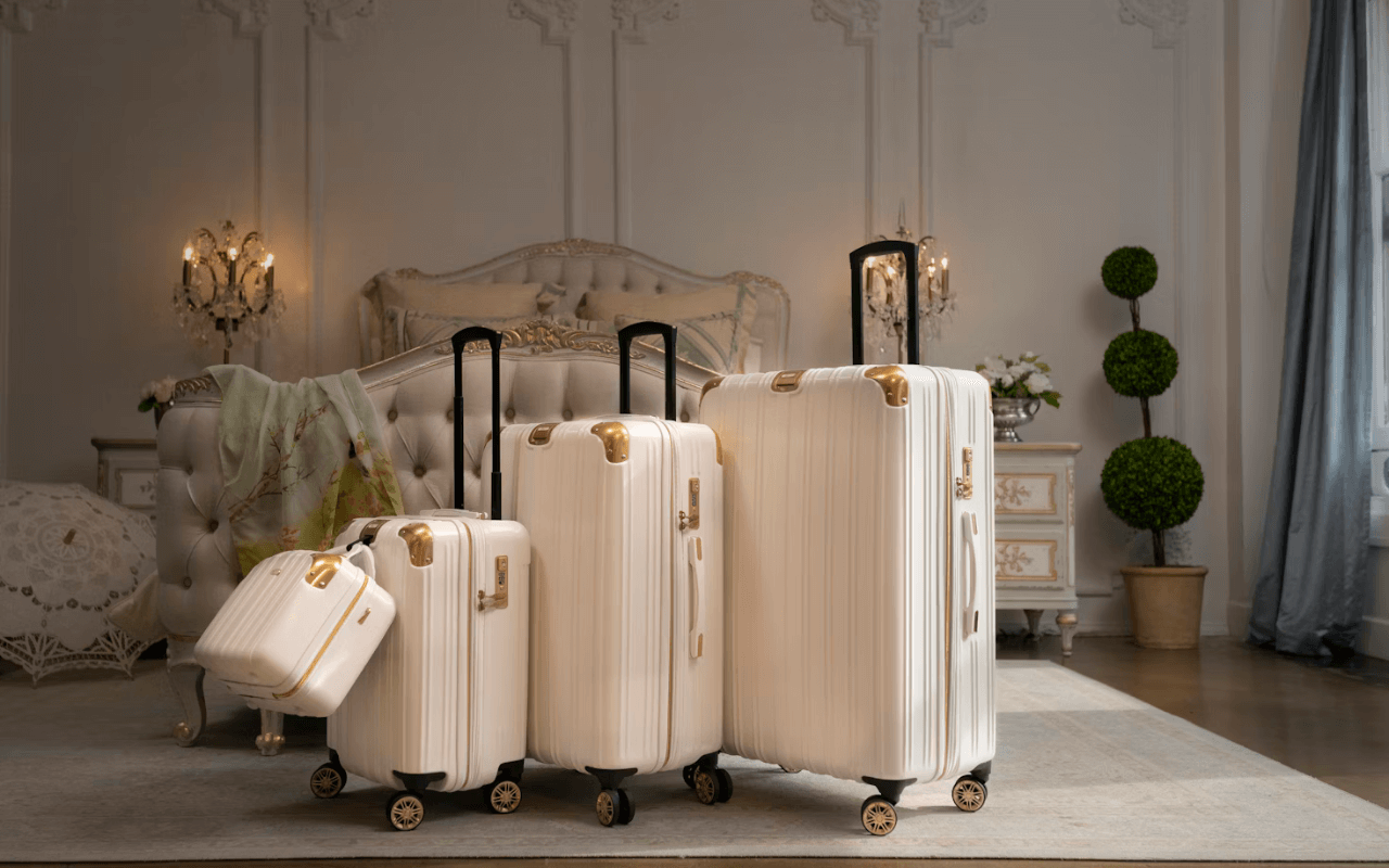 Set of suitcases