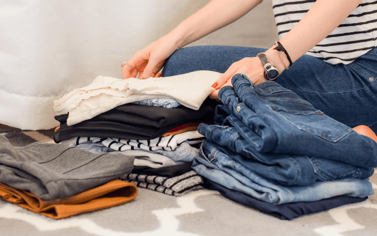 Folded clothing 