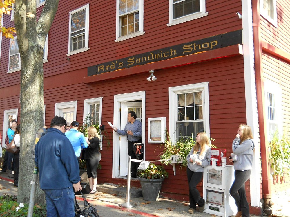 Red's Sandwich Shop In salem