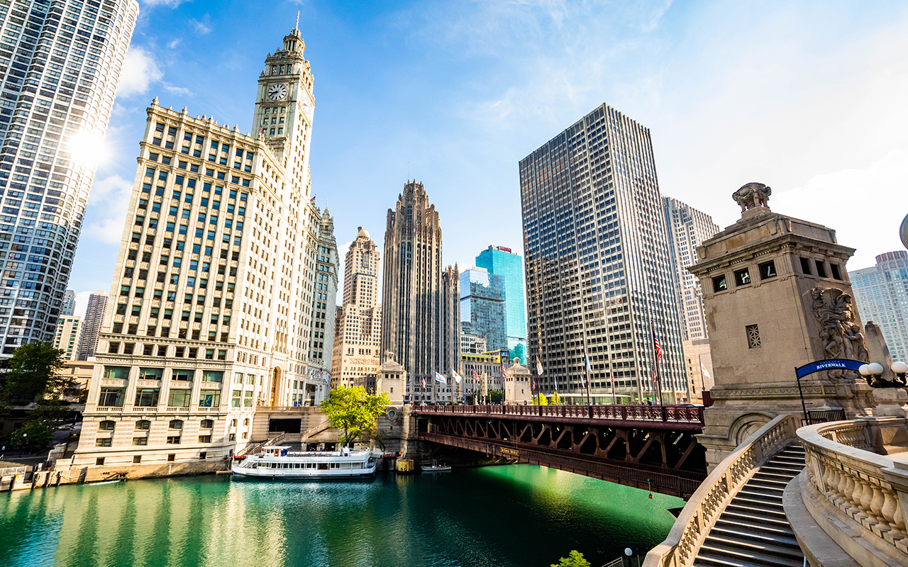 Beautiful View of Chicago river buildings modern architecture