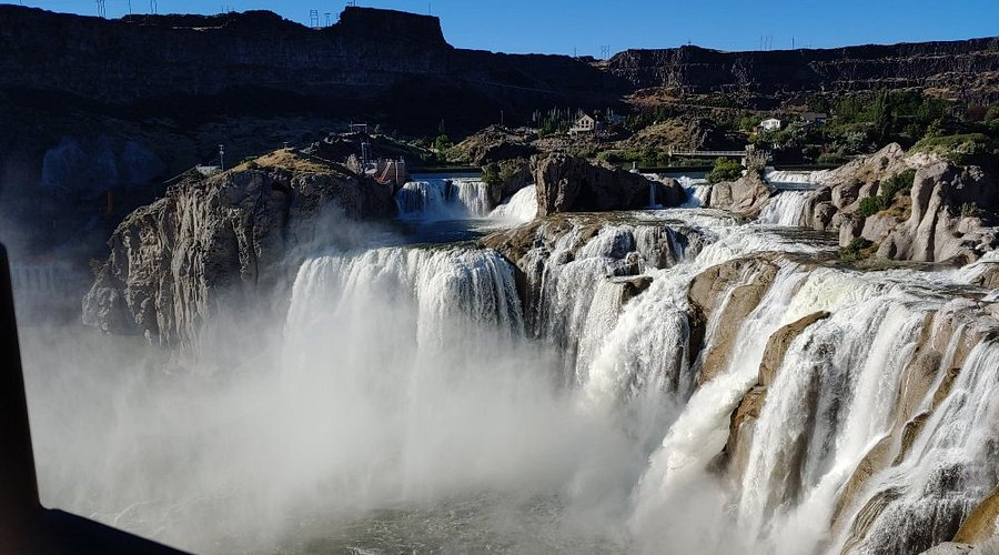 Shoshone Falls