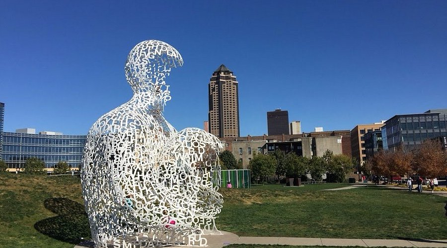 Pappajohn Sculpture Park in Des Moines